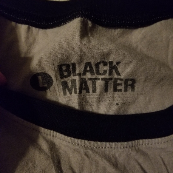 Juniors cropped tee size Large - Picture 3 of 4